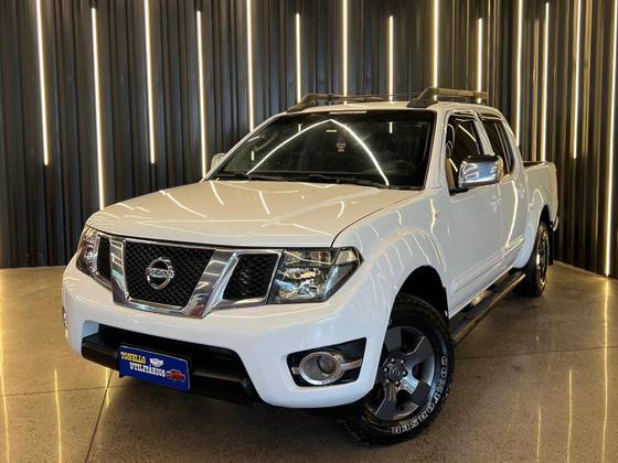 NISSAN FRONTIER 2.5 PLATINUM 4X4 CD TURBO ELETRONIC DIESEL 4P AUTOMÁTICO